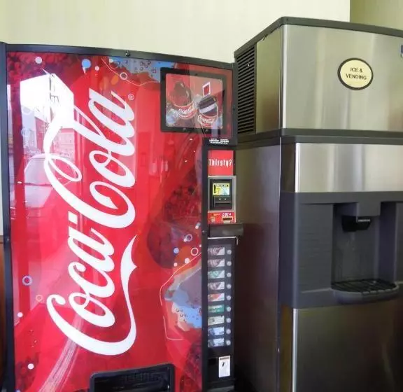 酒店 Red Carpet Inn Brooklyn