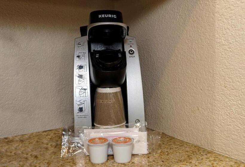 Отель Red Roof Inn Yemassee