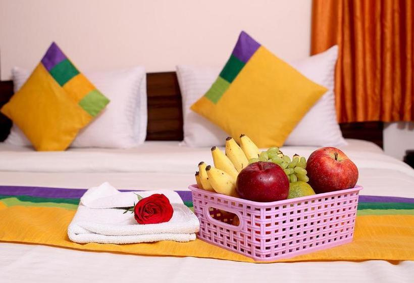 בית מלון כפרי Treebo Trend Sai Arra Bangalore Airport