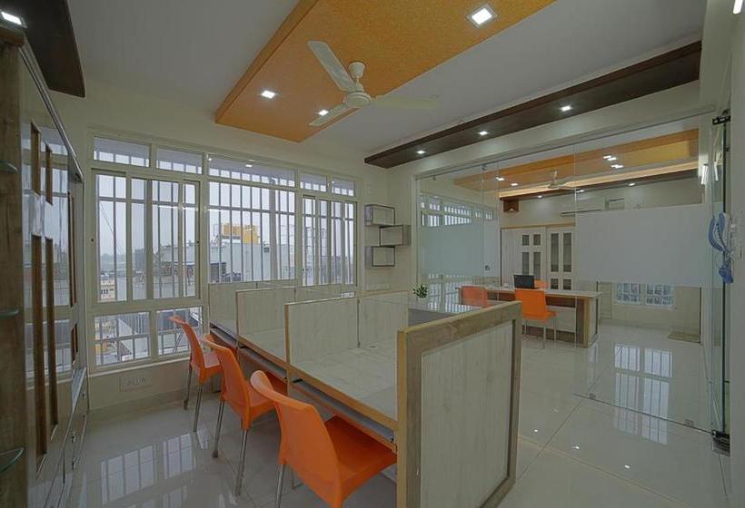 בית מלון כפרי Treebo Trend Sai Arra Bangalore Airport