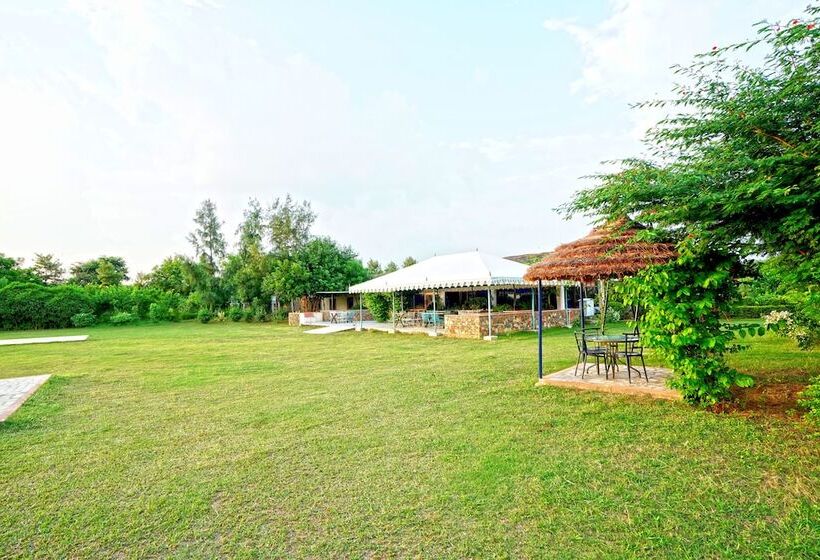 リゾートホテル Astroport Sariska Treetop By Eight Continents