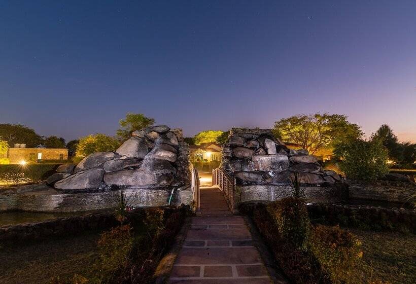 リゾートホテル Astroport Sariska Treetop By Eight Continents