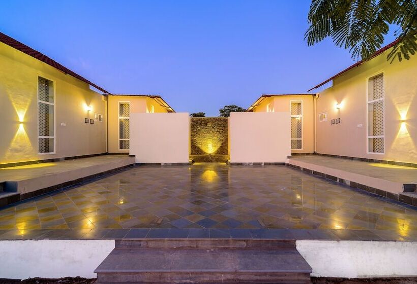 リゾートホテル Astroport Sariska Treetop By Eight Continents