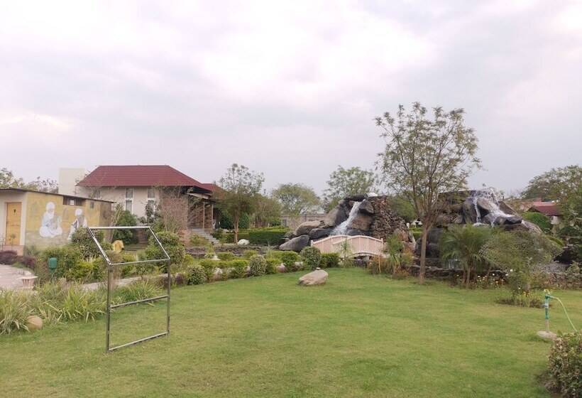 リゾートホテル Astroport Sariska Treetop By Eight Continents