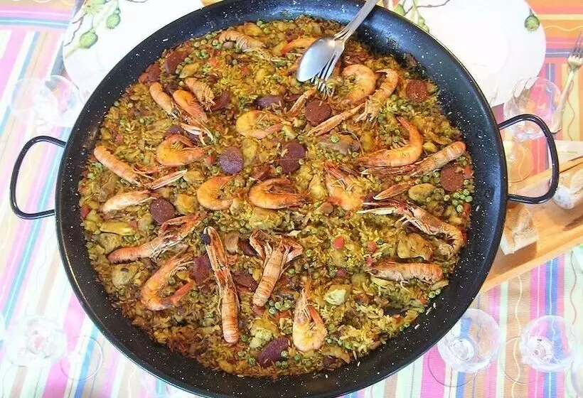 Aamiaismajoitus (B&B) Chambres D Hôtes La Semondière