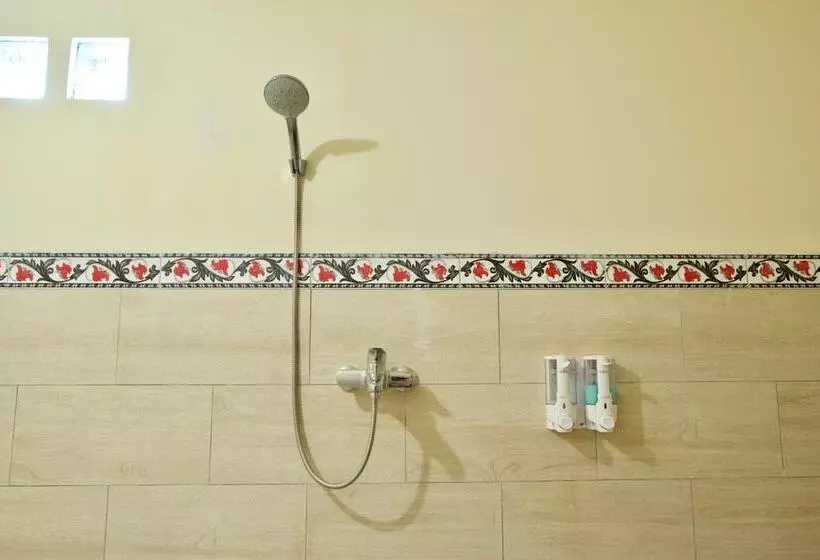 Aamiaismajoitus (B&B) Kubu Artha Bungalow Nusa Penida