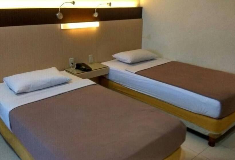 مبيت وإفطار Puri Wisata