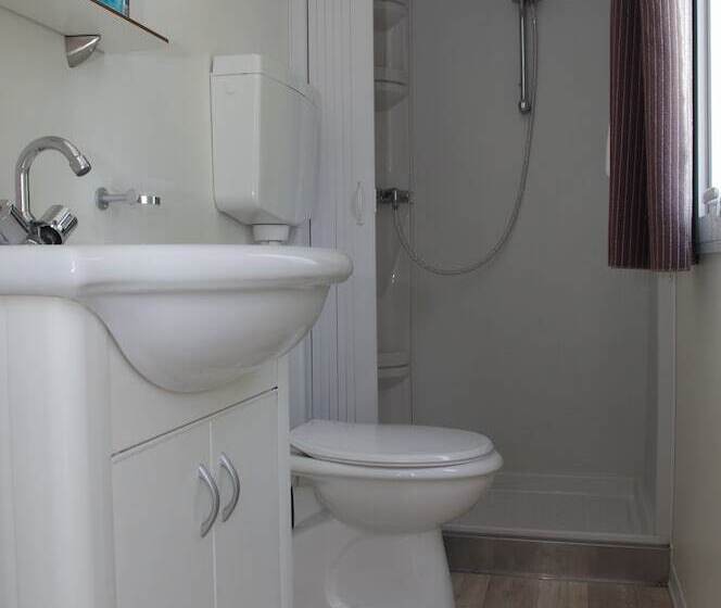 בית מלון כפרי Happy Camp Mobile Homes In Camping Cisano San Vito