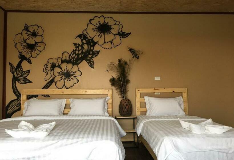 호텔 Suannamphukradueng &suansook Resort