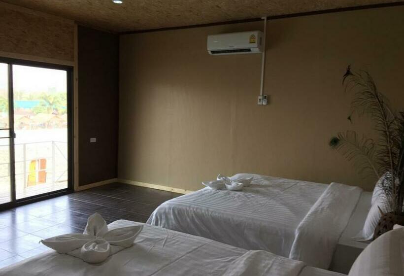 호텔 Suannamphukradueng &suansook Resort