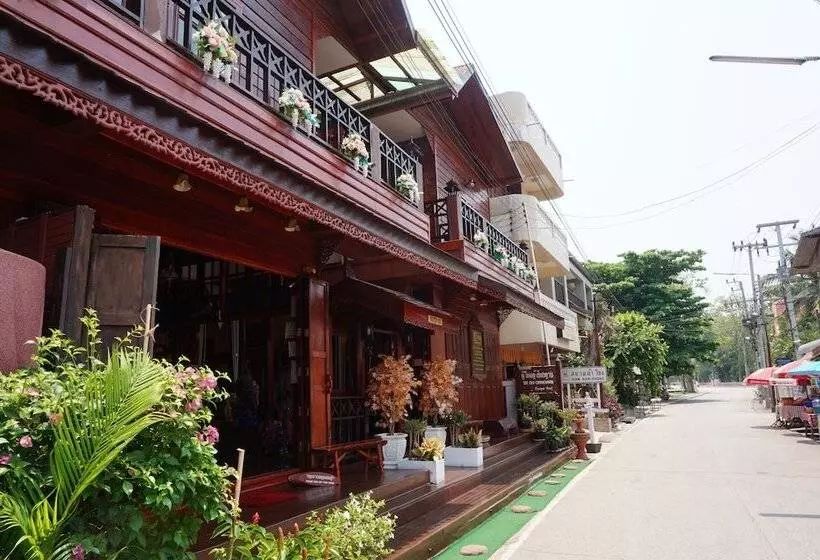 ホテル The Old Chiangkhan Boutique