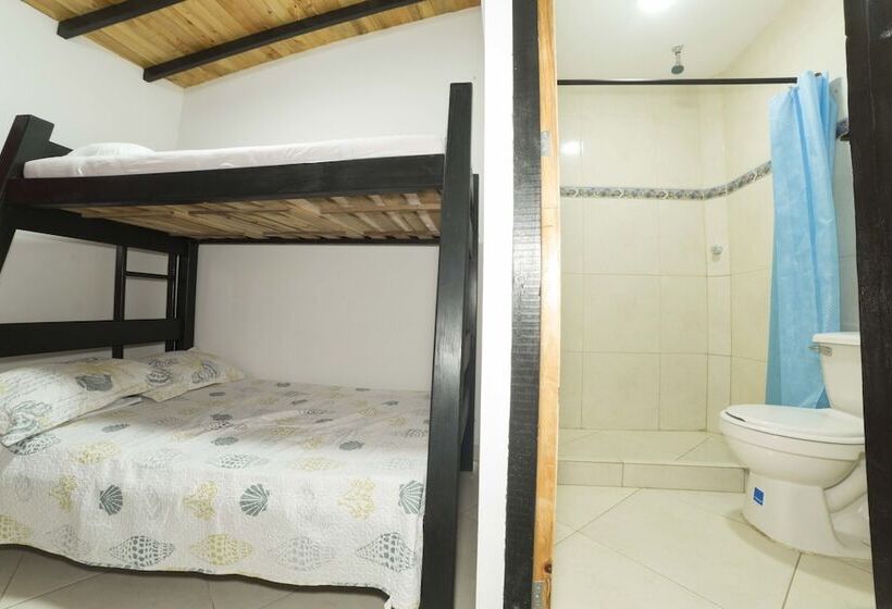 Пансион Alojamiento Turístico Keniant S