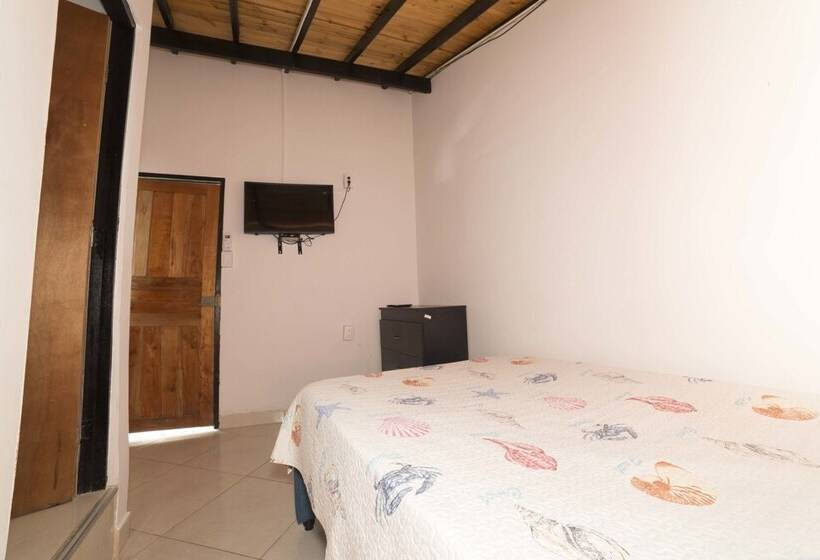 Пансион Alojamiento Turístico Keniant S