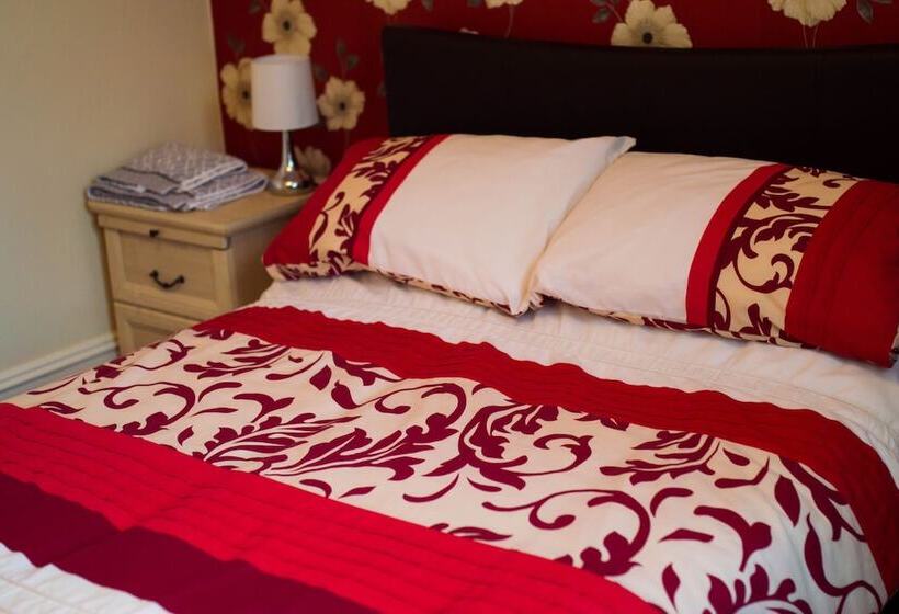 Aden House Bed And Breakfast