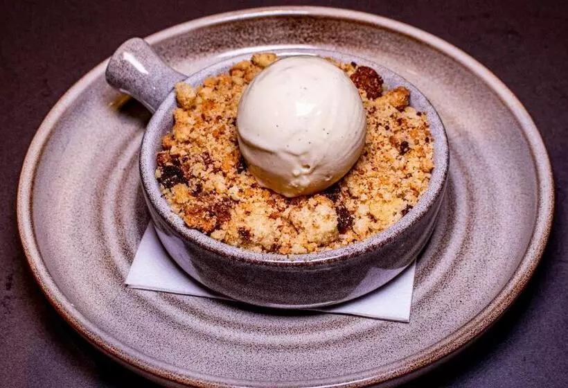 ホテル Hillyard House