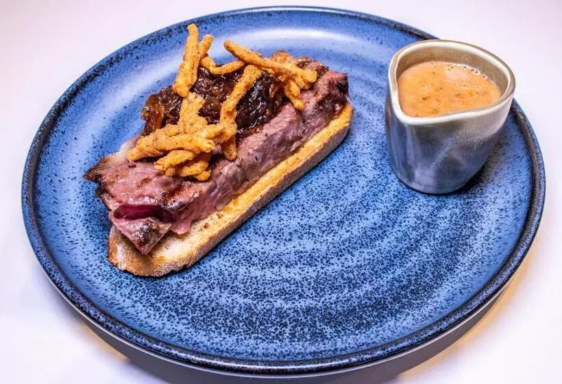 ホテル Hillyard House