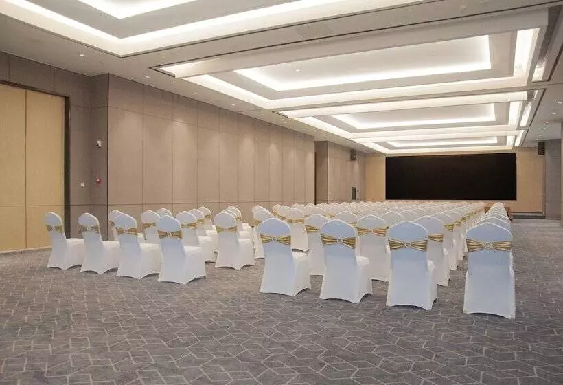 ホテル Holiday Inn Express Shenzhen Haiyuan City, An Ihg