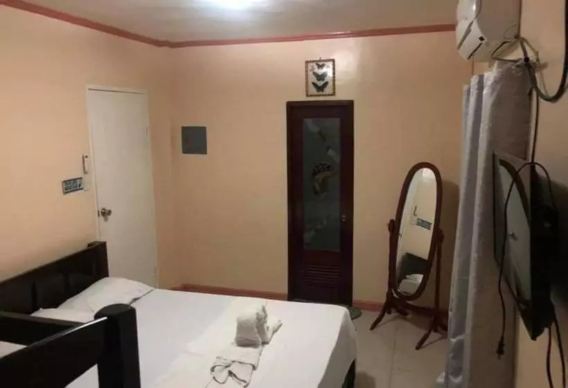 هتل Bahay Ni Ate Bed And Breakfast