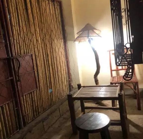 هتل Bahay Ni Ate Bed And Breakfast