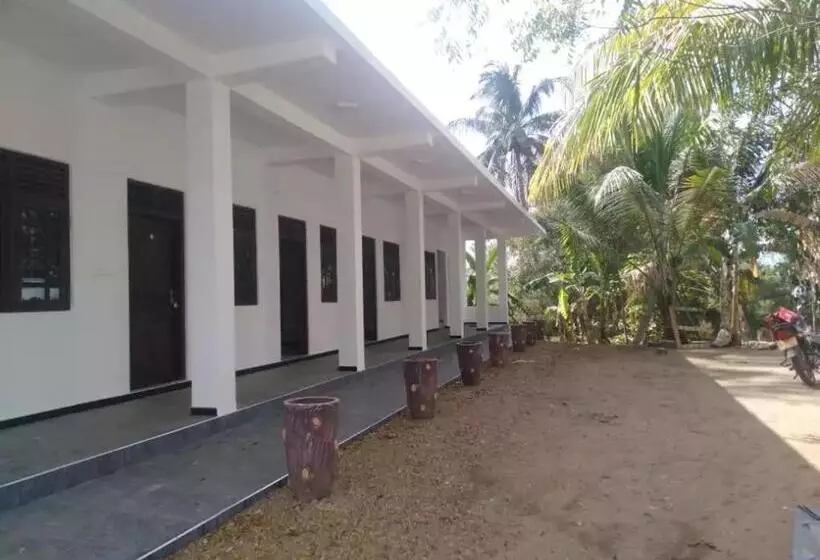 Hotel Quench Inn