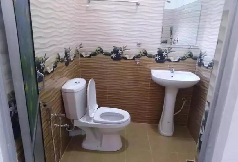 Hotel Quench Inn