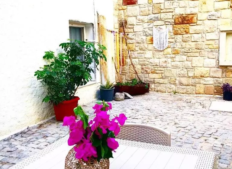 Apart Tu çeşme