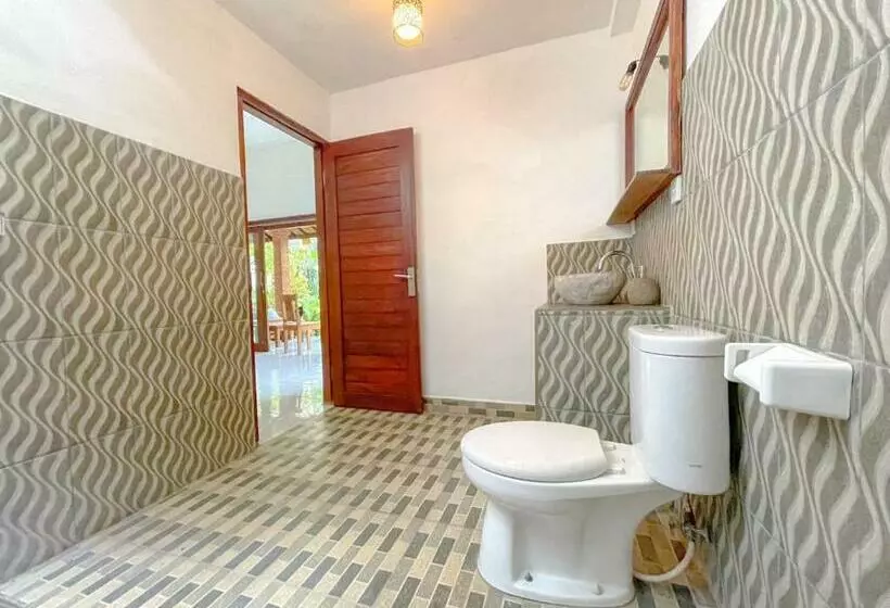 Majatalo Enak Bungalow
