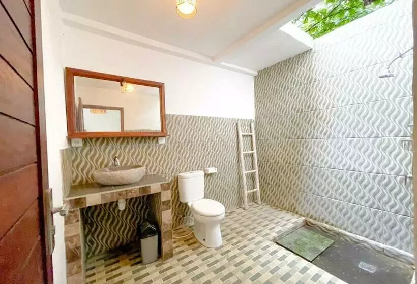 Majatalo Enak Bungalow