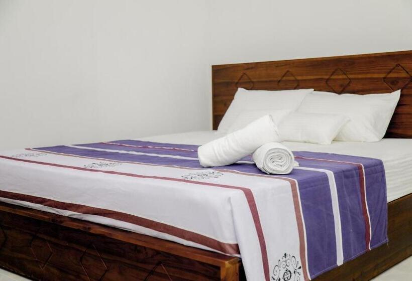 Alberg Araliya Lagoon Park Resort