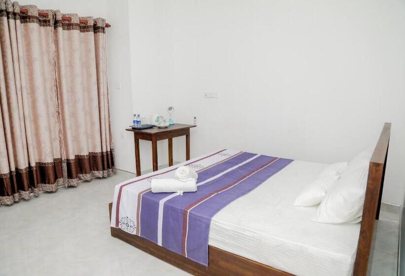 Alberg Araliya Lagoon Park Resort