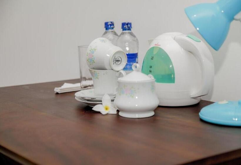 Alberg Araliya Lagoon Park Resort