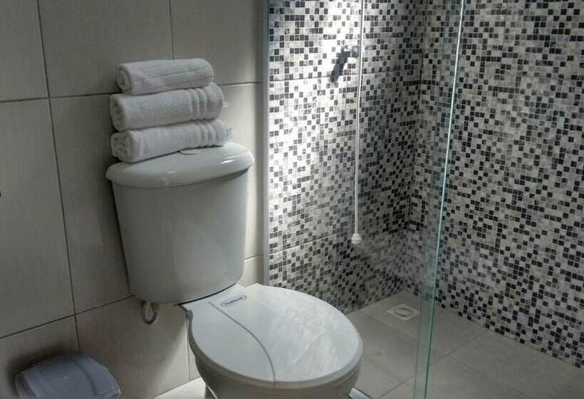 הוסטל Suítes De Búzios Pousada