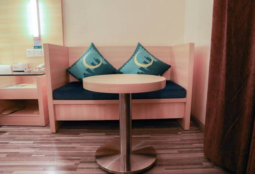 فندق Cc Inn Guangzhou Renhe Station