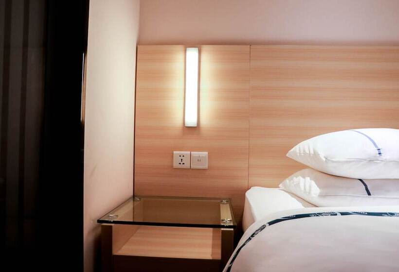 فندق Cc Inn Guangzhou Renhe Station