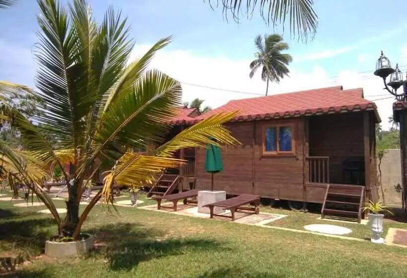 هتل Les Beach Chalets