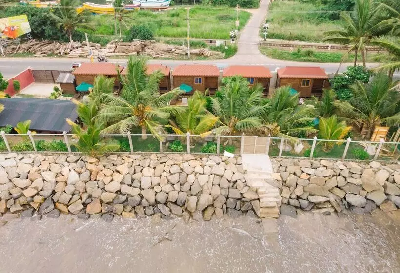 هتل Les Beach Chalets