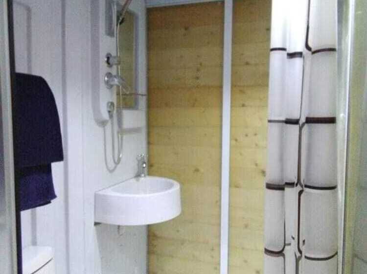 فندق Les Beach Chalets