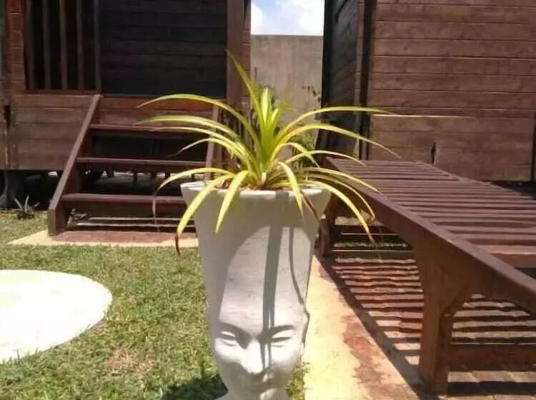 هتل Les Beach Chalets