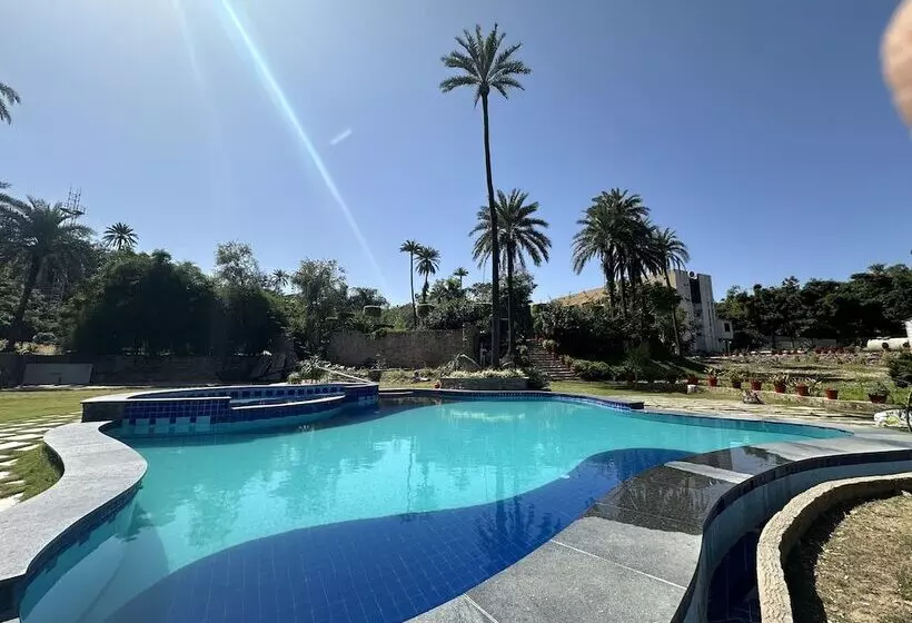 Hotelli Mount Abu Rooms
