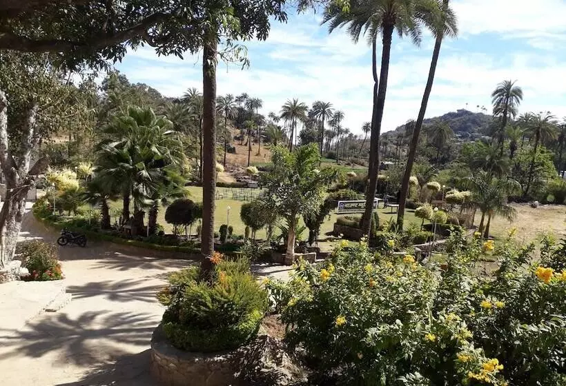 Hotelli Mount Abu Rooms