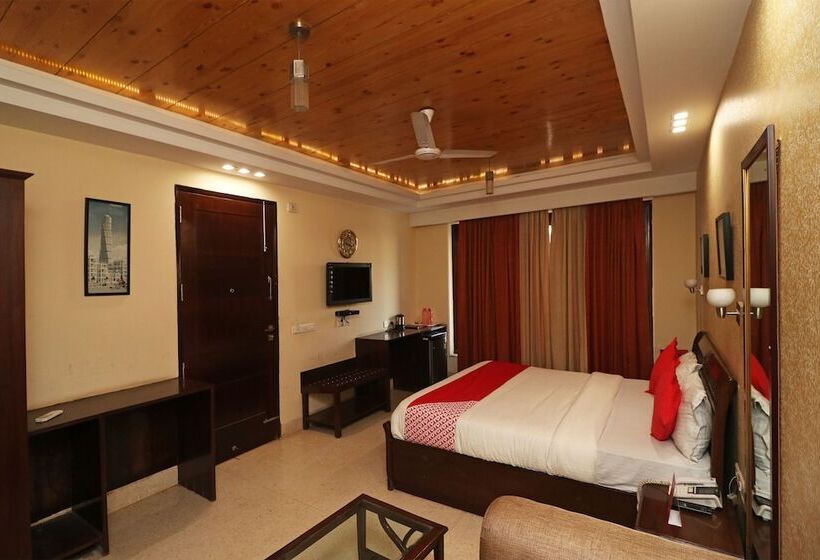 ホテル North East Residency By Oyo Rooms