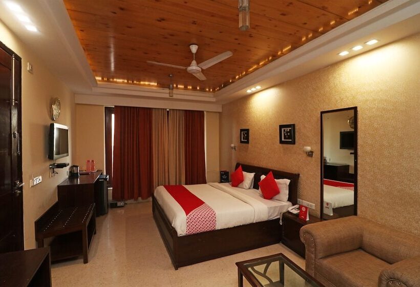 ホテル North East Residency By Oyo Rooms