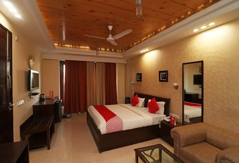 ホテル North East Residency By Oyo Rooms