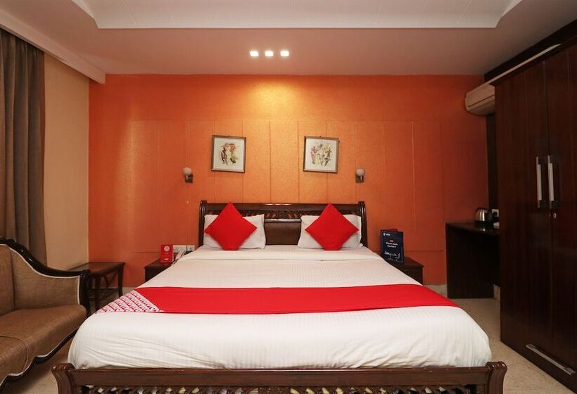 ホテル North East Residency By Oyo Rooms