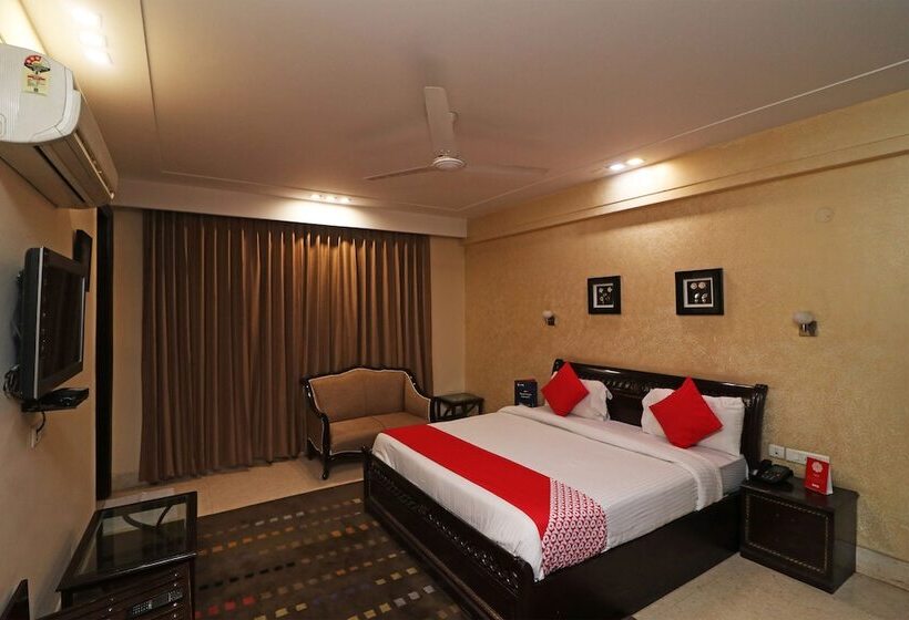 ホテル North East Residency By Oyo Rooms