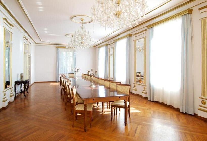 בית מלון כפרי Pałac W Małkowie