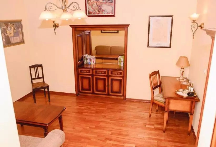 ホテル Pałac W Małkowie