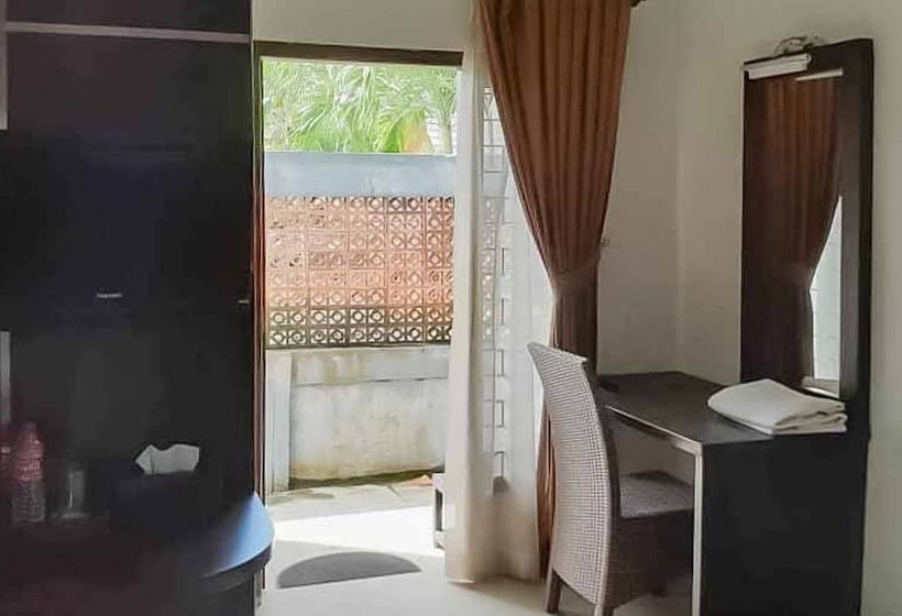 Hotel Reddoorz Near Pantai Panjang Bengkulu 2