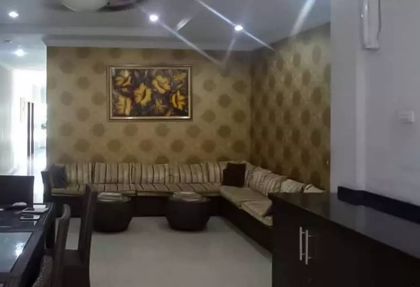 هتل Reddoorz Near Pantai Panjang Bengkulu 2