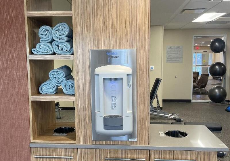 호텔 Towneplace Suites By Marriott Grand Rapids Airport Southeast